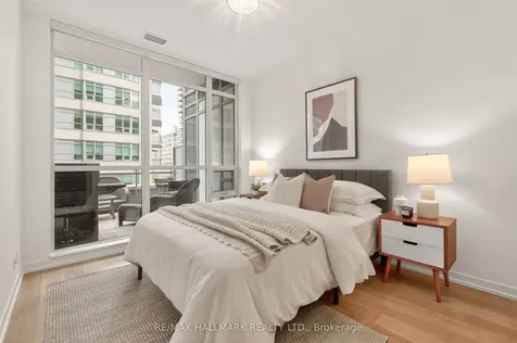 89 Dunfield Avenue Toronto ON M4S 0A4