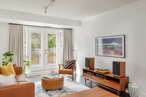 800 Spadina Road Toronto ON M5P 3N2