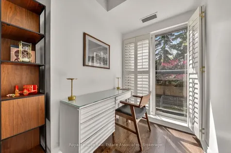 800 Spadina Road Toronto ON M5P 3N2
