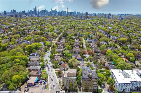 800 Spadina Road Toronto ON M5P 3N2