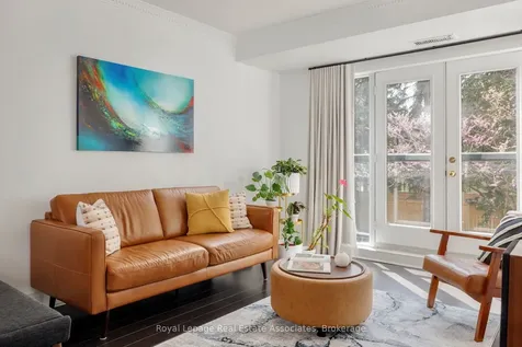 800 Spadina Road Toronto ON M5P 3N2