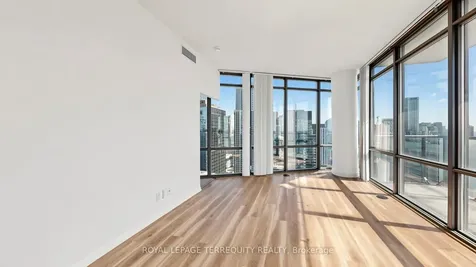832 Bay Street Toronto ON M5S 1Z6