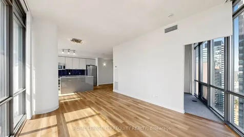 832 Bay Street Toronto ON M5S 1Z6