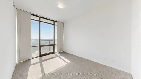 832 Bay Street Toronto ON M5S 1Z6
