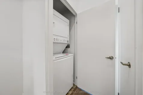 84B Tisdale Avenue Toronto ON M4A 0A9