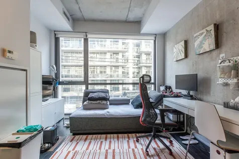 39 Brant Street Toronto ON M5V 0M8