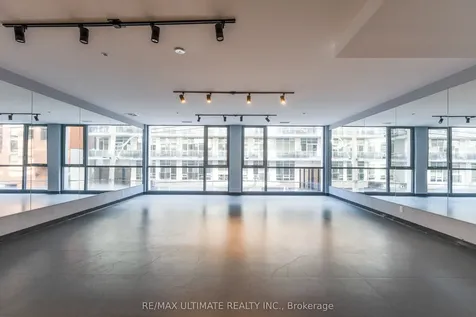 39 Brant Street Toronto ON M5V 0M8