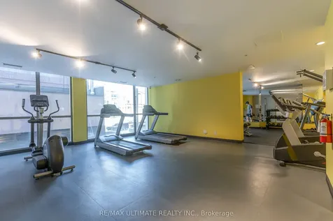 39 Brant Street Toronto ON M5V 0M8