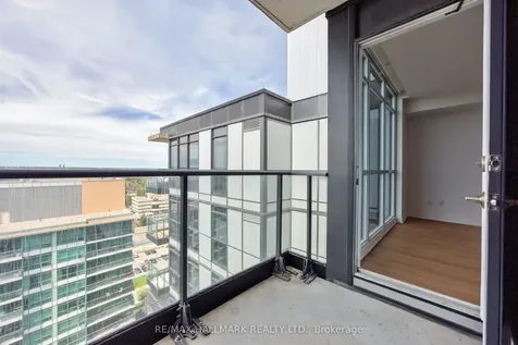 19 Singer Court Toronto ON M2K 0B2