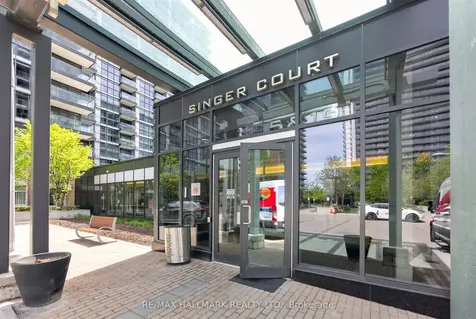 19 Singer Court Toronto ON M2K 0B2
