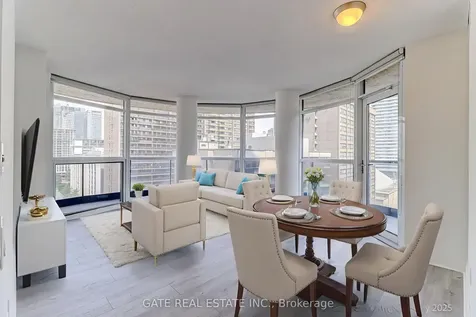 21 Carlton Street Toronto ON M5B 1L3