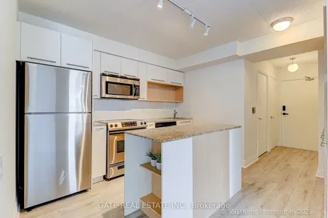 21 Carlton Street Toronto ON M5B 1L3