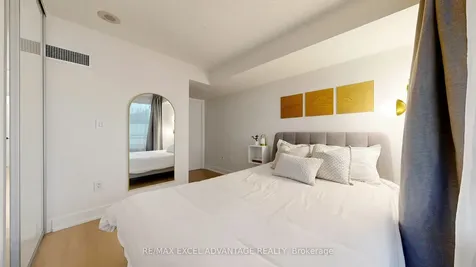 4K Spadina Avenue Toronto ON M5V 3Y9