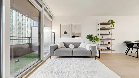 4K Spadina Avenue Toronto ON M5V 3Y9