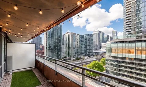 4K Spadina Avenue Toronto ON M5V 3Y9