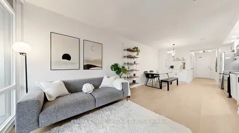 4K Spadina Avenue Toronto ON M5V 3Y9