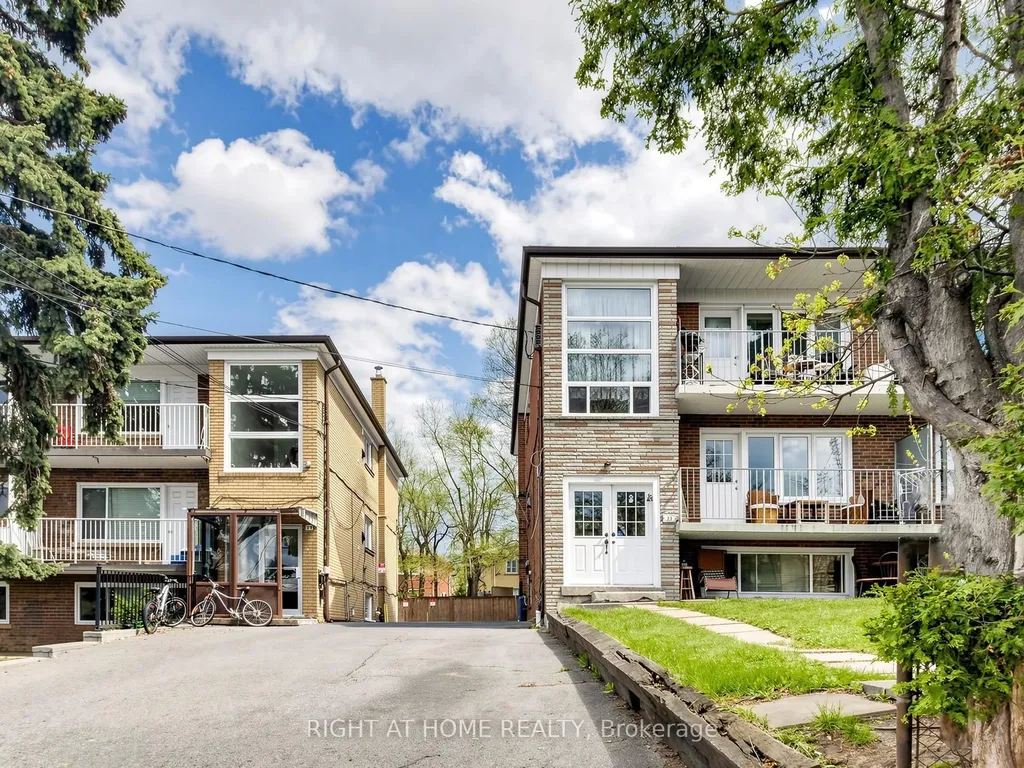 73 Garthdale Court Toronto ON M3H 5P7