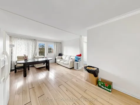 73 Garthdale Court Toronto ON M3H 5P7