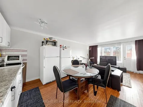 73 Garthdale Court Toronto ON M3H 5P7