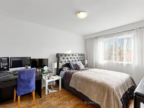 73 Garthdale Court Toronto ON M3H 5P7