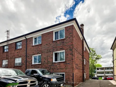73 Garthdale Court Toronto ON M3H 5P7