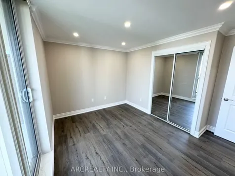 90 Fisherville Road Toronto ON M2R 3J9