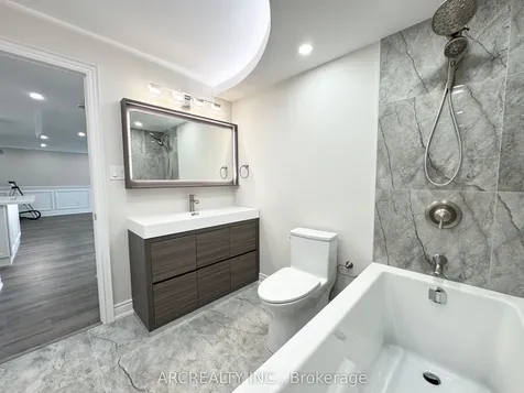 90 Fisherville Road Toronto ON M2R 3J9