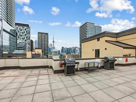 211 St Patrick Street Toronto ON M5T 2Y9