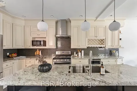 126 Dovercourt Road Toronto ON M6J 3C4