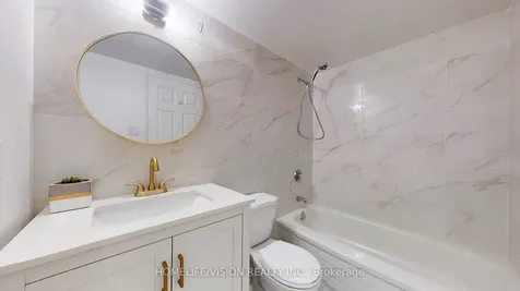 205 Wynford Drive Toronto ON M3C 3P4