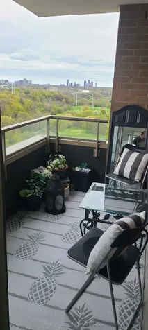 205 Wynford Drive Toronto ON M3C 3P4