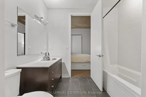 19 Brant Street Toronto ON M5V 2L2