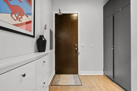 19 Brant Street Toronto ON M5V 2L2
