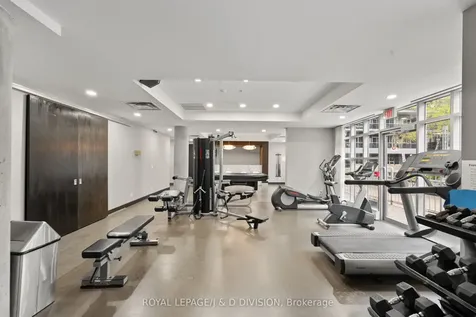 19 Brant Street Toronto ON M5V 2L2