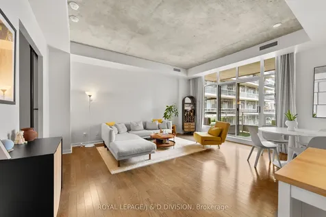 19 Brant Street Toronto ON M5V 2L2