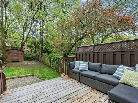 159 Hillsdale Avenue E Toronto ON M4S 1T4