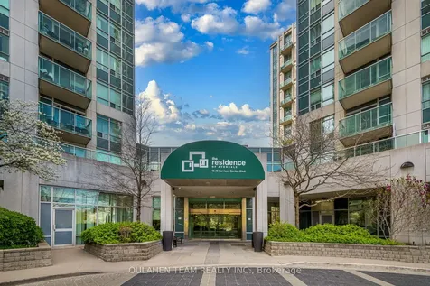 16 Harrison Garden Boulevard Toronto ON M2N 7J6