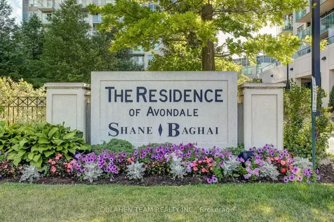 16 Harrison Garden Boulevard Toronto ON M2N 7J6