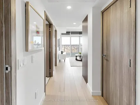3 Concord Cityplace Way Toronto ON M5V 0X4