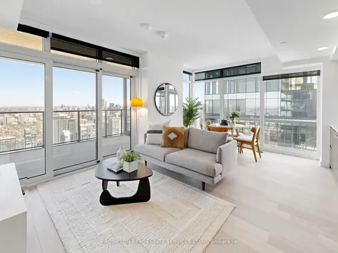 3 Concord Cityplace Way Toronto ON M5V 0X4