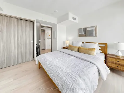 3 Concord Cityplace Way Toronto ON M5V 0X4