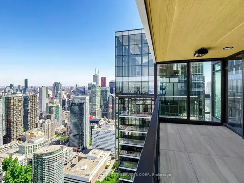 3 Concord Cityplace Way Toronto ON M5V 0X4