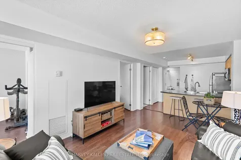 650 Queens Quay W Toronto ON M5V 3N2