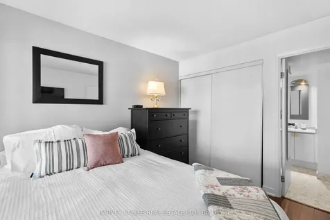 650 Queens Quay W Toronto ON M5V 3N2