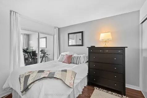 650 Queens Quay W Toronto ON M5V 3N2