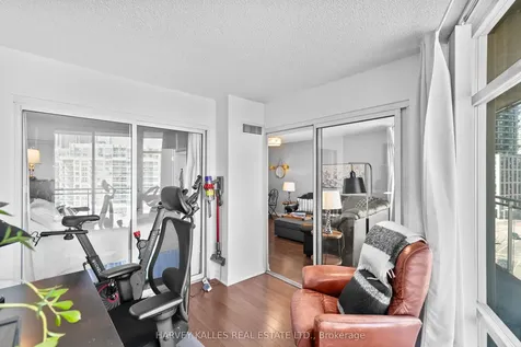 650 Queens Quay W Toronto ON M5V 3N2