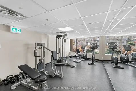 650 Queens Quay W Toronto ON M5V 3N2