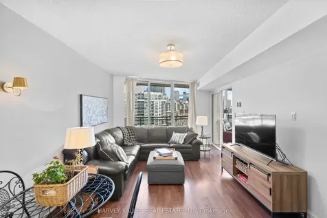 650 Queens Quay W Toronto ON M5V 3N2