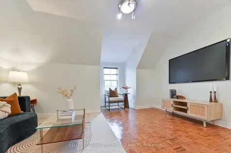 316 Shaw Street Toronto ON M6J 2X2