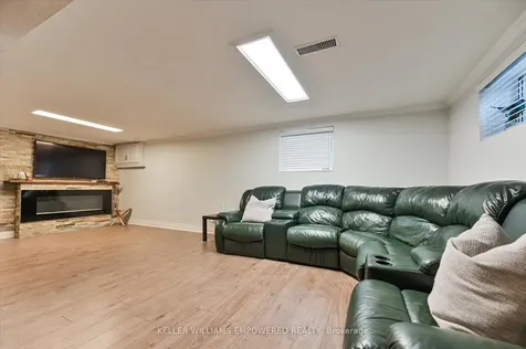 316 Shaw Street Toronto ON M6J 2X2